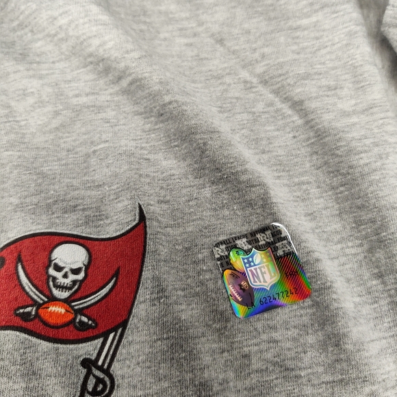 NWOT Football Fanatic Buccaneers Super Bowl Short Sleeve T Shirt Size XL - Picture 4 of 6